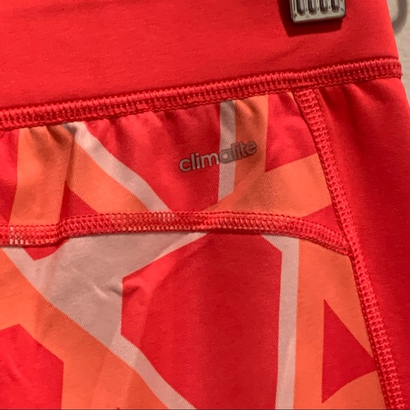 🏷️ Adidas Climalite Techfit Geometric Capri Running Leggings Small S Melon - Picture 7 of 7